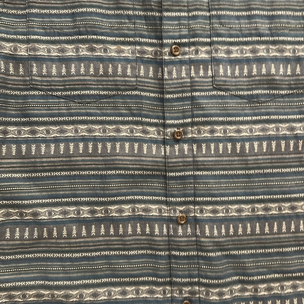 Sherpa button down - Picture 4 of 7